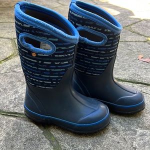 Bogs boots size 11 (toddler)